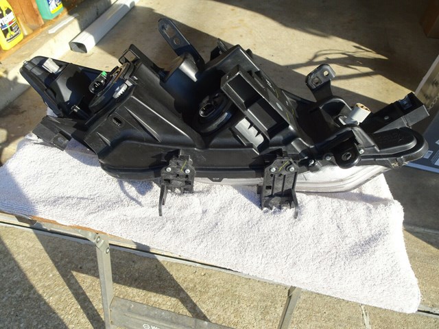 MURANO  2009-2014 S, SV, LE, SL HEADLIGHT DRIVERS SIDE OEM USED 