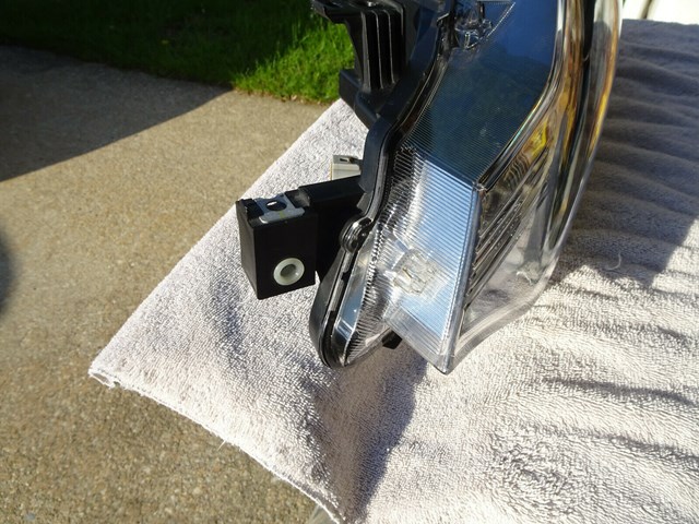 MURANO  2009-2014 S, SV, LE, SL HEADLIGHT DRIVERS SIDE OEM USED 