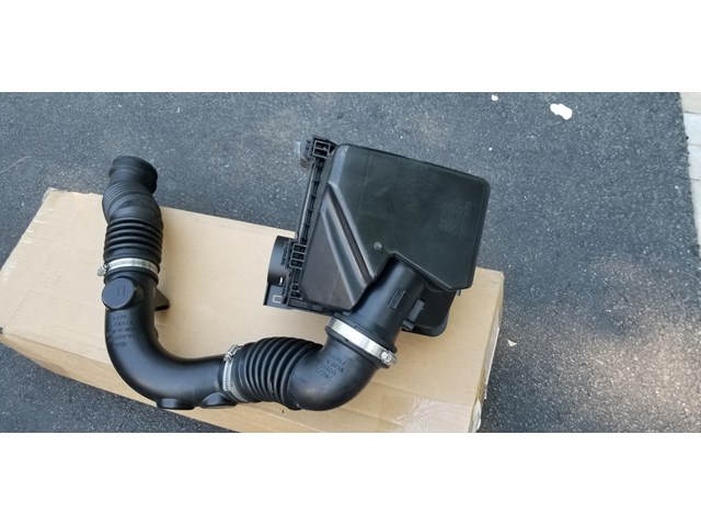 2019 Subaru WRX Air Cleaner Box with filter and all piping and hose clamps