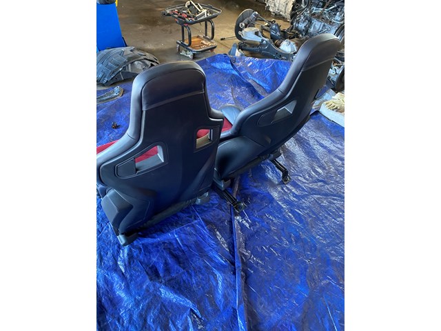 2015 Nissan 370z recaro nismo seats 