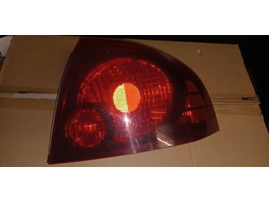2004 2005 2006 Nissan Sentra Spec V Passenger Tail Light