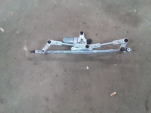 2010 Dodge Grand Caravan Windshield Wiper Motor