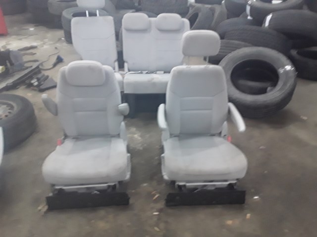 2010 Dodge Grand Caravan Rear Seat