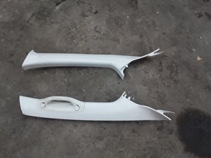 2010 Dodge Grand Caravan A Pillar