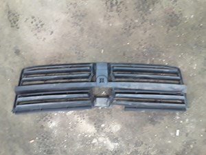 2010 Dodge Grand Caravan Grille