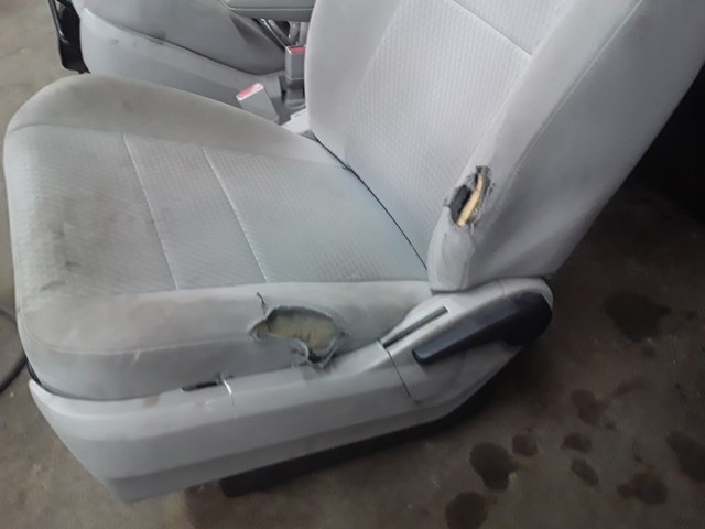 2010 Dodge Grand Caravan Front Seat