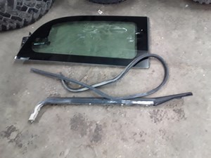 2010 Dodge Grand Caravan Rear Door Vent Glass