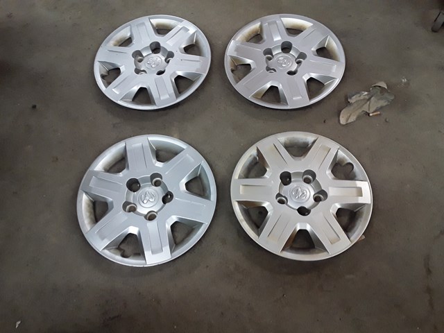 2010 Dodge Grand Caravan Hub Cap