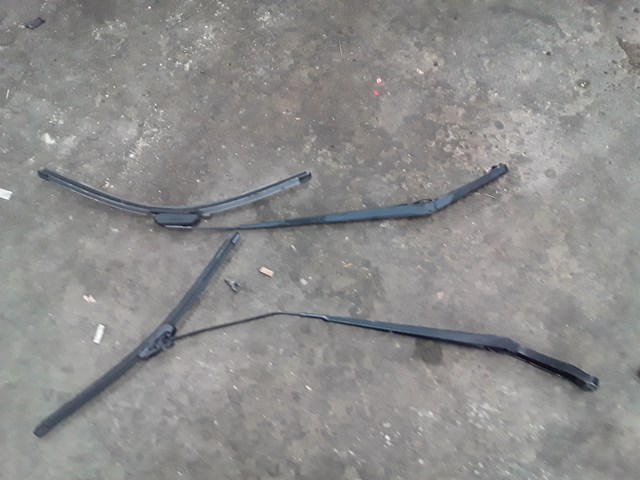 2010 Dodge Grand Caravan Windshield Wiper Blades