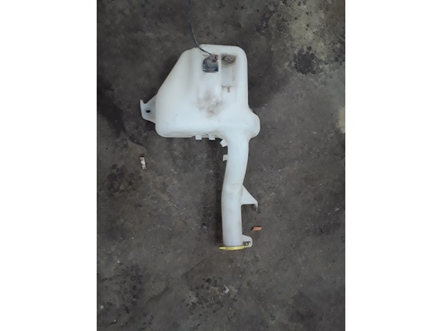 2010 Dodge Grand Caravan Windshield Washer Reservoir