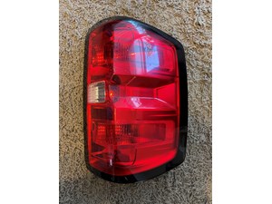 2015 Chevy Silverado 1500 Tail Light