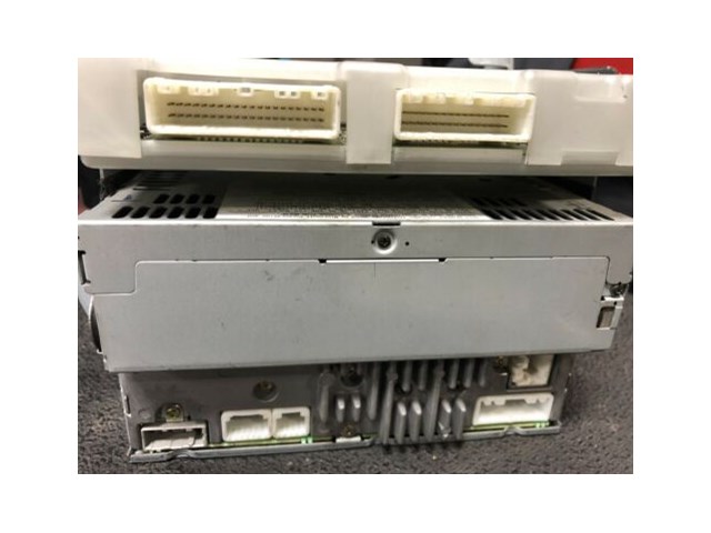 Infiniti M35/M45 A/c Amplifier