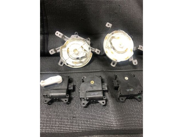 Infiniti M37 2013 All A/C Actuators