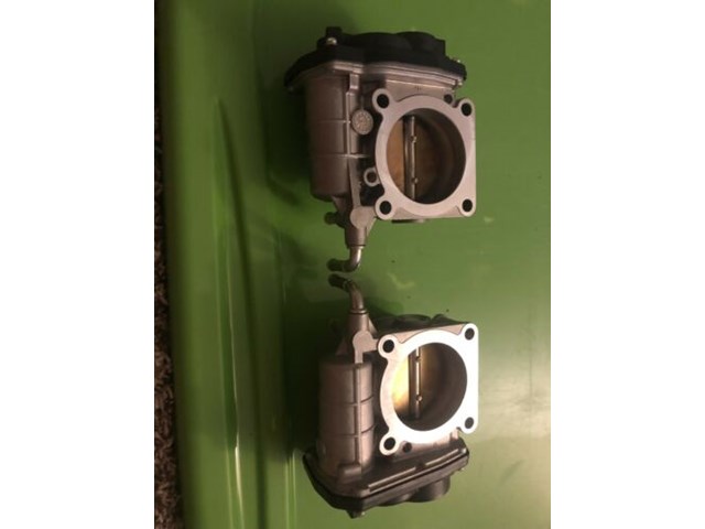 Infiniti Throttle Bodies, 3.7L , Duel Intake Engines