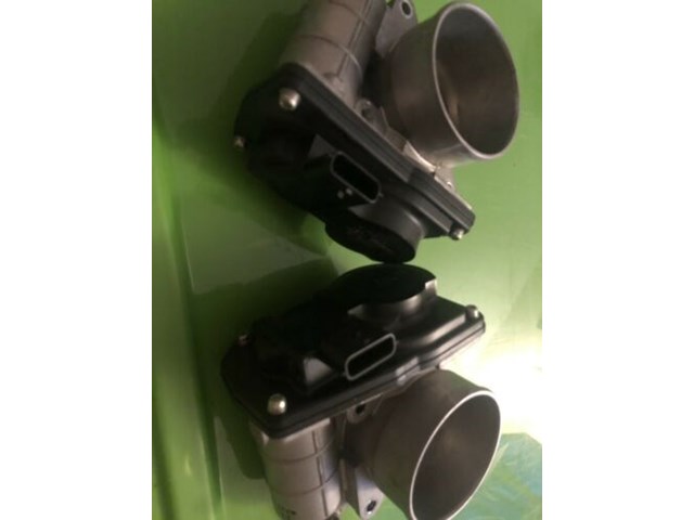 Infiniti Throttle Bodies, 3.7L , Duel Intake Engines