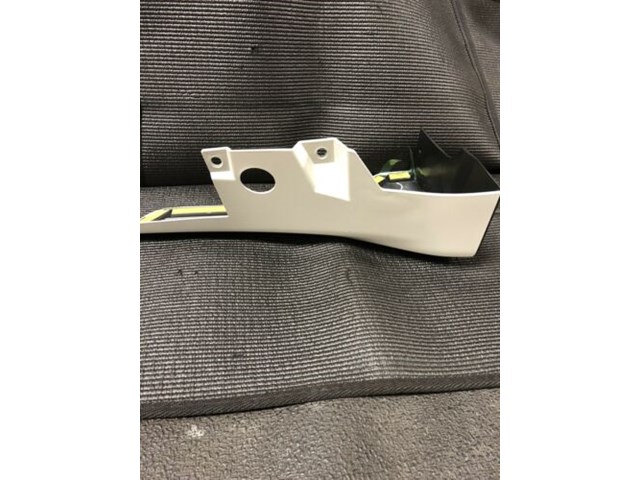 Infinfiti Q50 3.0 S 2018-2019 Left Front Mud Guard/splash Guard. White