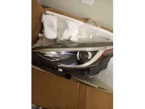 2017 Infiniti QX30 Headlight