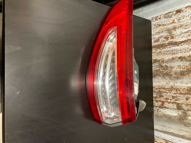 2013 Ford Fusion Left Tail light