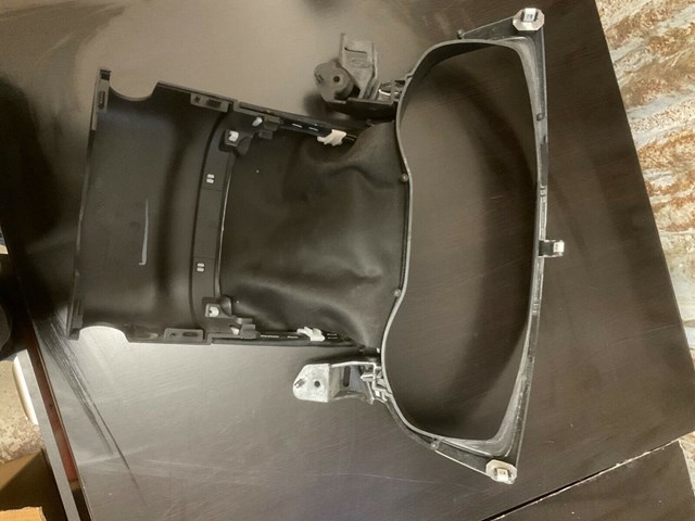 2013 Ford Fusion Steering Column Upper Trim Shroud
