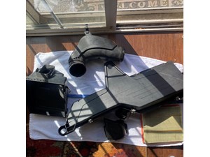 2014 BMW 320xi Air Cleaner Box