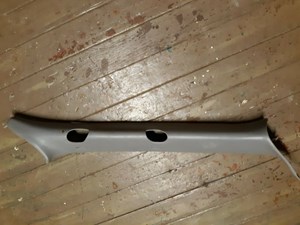 1999 Ford F150 A Pillar