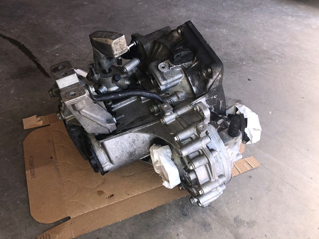 2002 Volkswagen Jetta 5-speed Manual Transmission