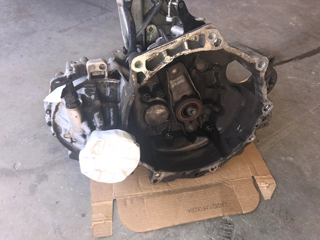 2002 Volkswagen Jetta 5-speed Manual Transmission