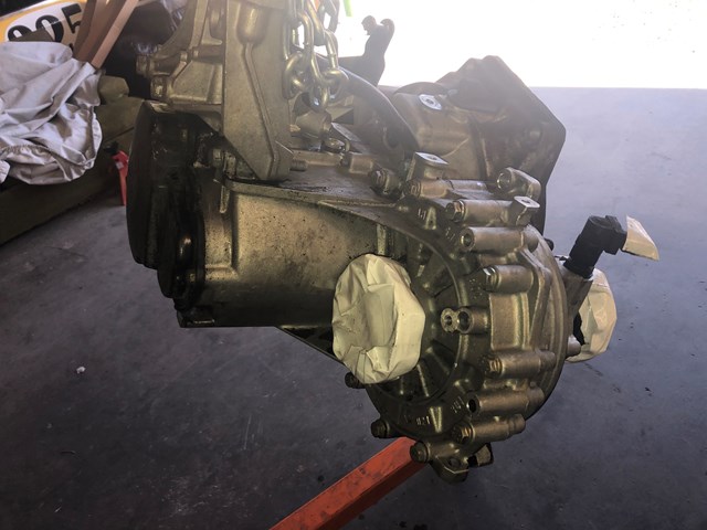 2002 Volkswagen Jetta 5-speed Manual Transmission