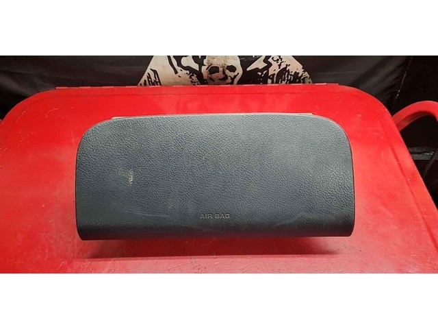 1997 Geo Tracker Passenger Air Bag