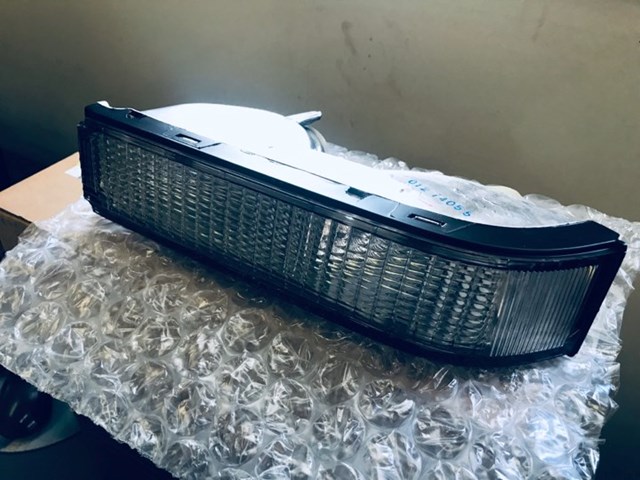 Genuine GM Parts 5974338 Passenger Side Parking Light Assembly
