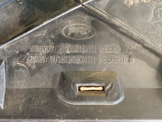 2013 Lincoln Navigator Hood Molding