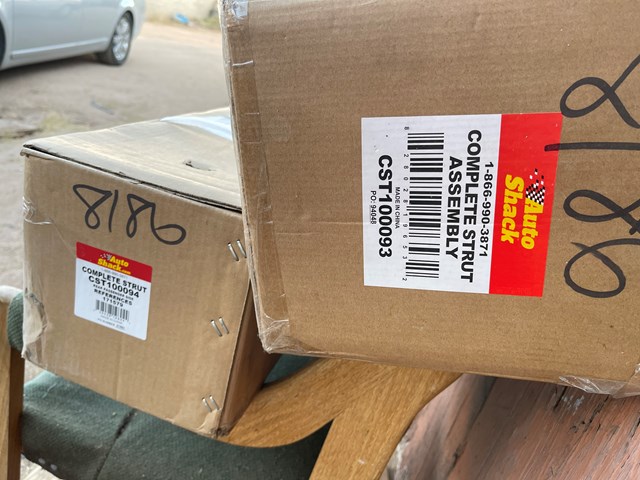 2004 Dodge Neon Strut