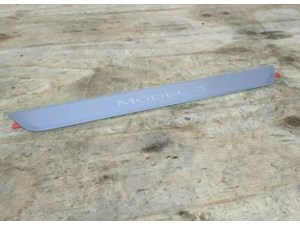 2017-2020 TESLA MODEL 3 FRONT DOOR SILL SCUFF TRIM PLATE OEM 109084400C