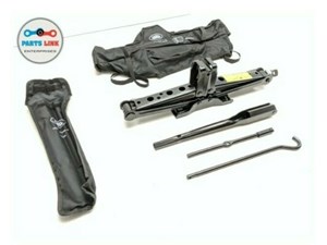 2017- 2021 LAND ROVER DISCOVERY EMERGENCY SPARE TIRE JACK W/ LUG WRENCH