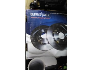 2003 Ford F150 Rear Brake pad and Rotor Kit