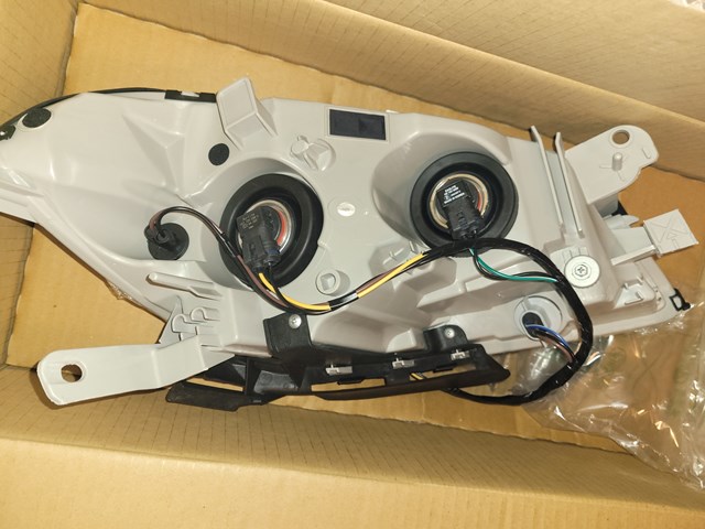 2008 Chevy Malibu Headlight