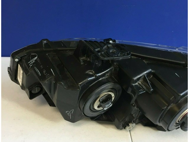 2016-2018 HONDA CIVIC RIGHT PASSENGER SIDE LED HEADLIGHT GENUINE OEM