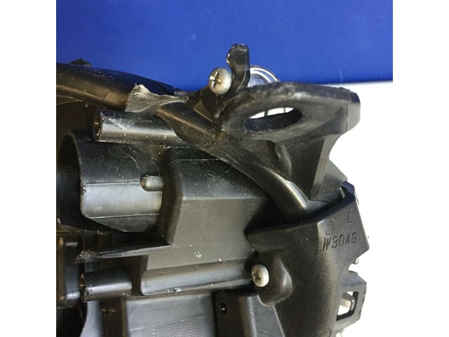 2016-2018 TOYOTA RAV4 LEFT DRIVER SIDE HEADLIGHT OEM W3049