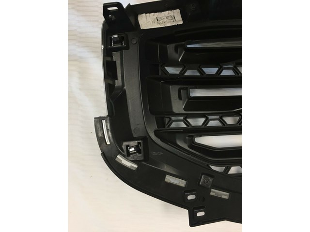 2017-2019 GMC ACADIA FRONT BUMPER BLACK MESH GRILLE ASSEMBLY OEM 23159133