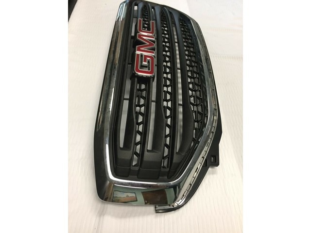 2017-2019 GMC ACADIA FRONT BUMPER BLACK MESH GRILLE ASSEMBLY OEM 23159133