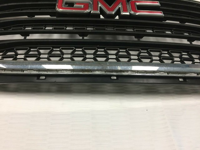 2017-2019 GMC ACADIA FRONT BUMPER BLACK MESH GRILLE ASSEMBLY OEM 23159133
