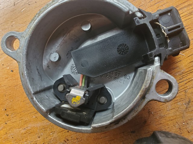 2001 Volkswagen Passat Cam Position Sensor