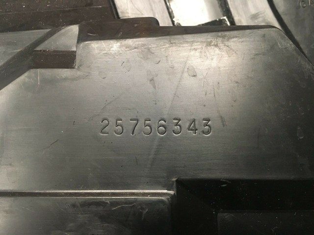 2006-2011 Cadillac DTS Door Water Deflector Rear Right 25756343 OEM