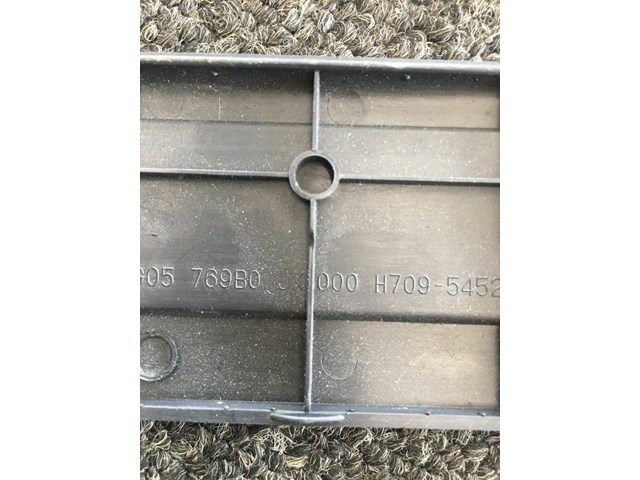 2007 2008 INFINITI G35 Sedan FRONT RIGHT LEFT SCUFF PLATE OEM