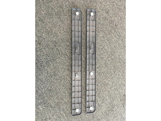 2007 2008 INFINITI G35 Sedan FRONT RIGHT LEFT SCUFF PLATE OEM