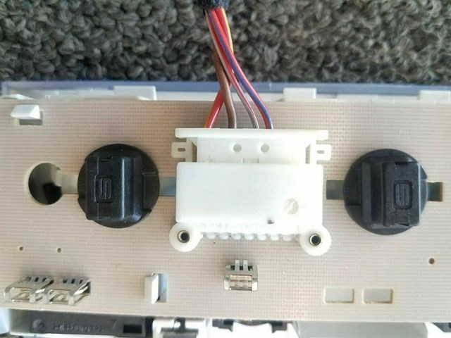 2008 2009 2010 BMW 528I 528XI 535I 535XI REAR INTERIOR READING LIGHT 63316962057