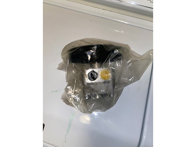 2004 Volvo S60 Power Steering Pump