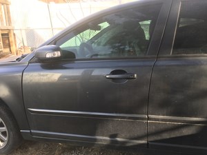 2009 Volvo 240 Front Door driver left