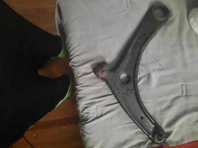 2011 Dodge Caliber Sway Bar