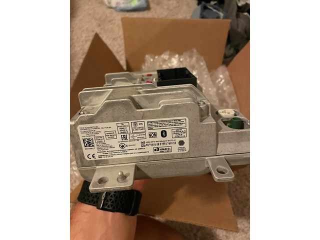 2019 Ram 1500 brand new stock Amplifier